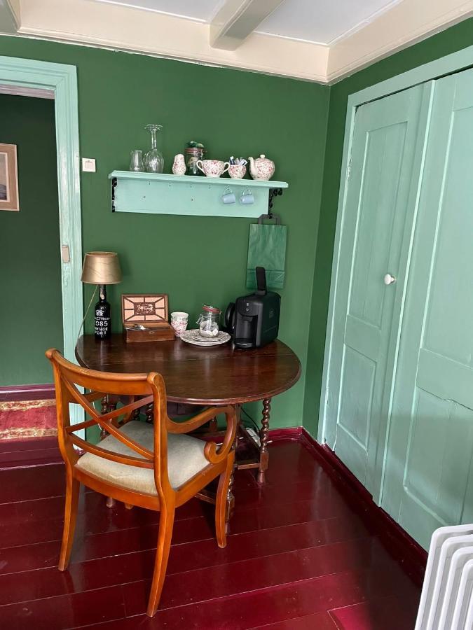 B&B Suupmarkt Докьом Екстериор снимка