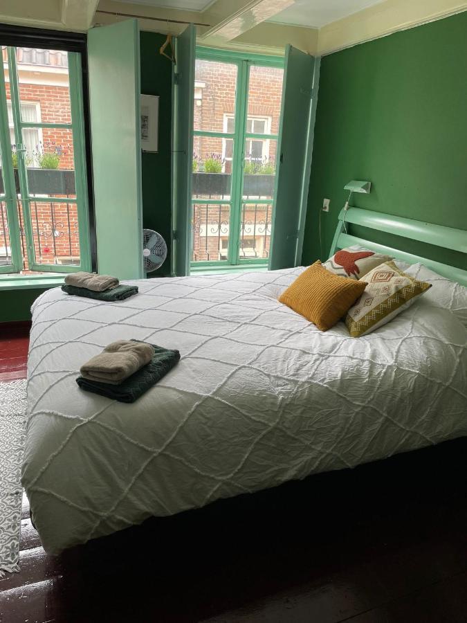 B&B Suupmarkt Докьом Екстериор снимка