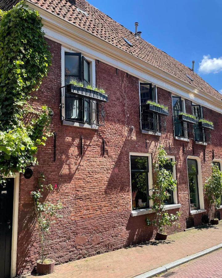 B&B Suupmarkt Докьом Екстериор снимка
