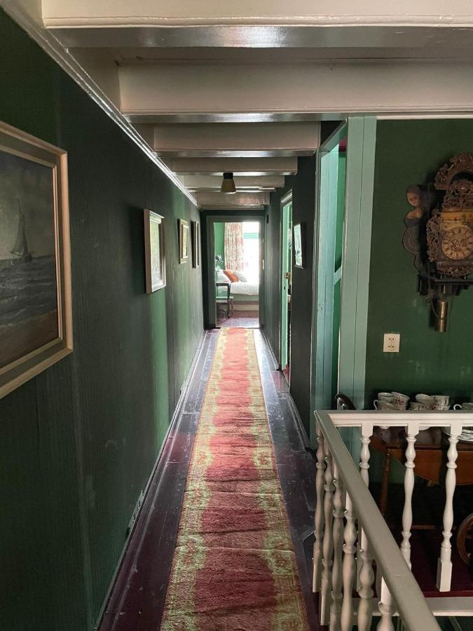B&B Suupmarkt Докьом Екстериор снимка
