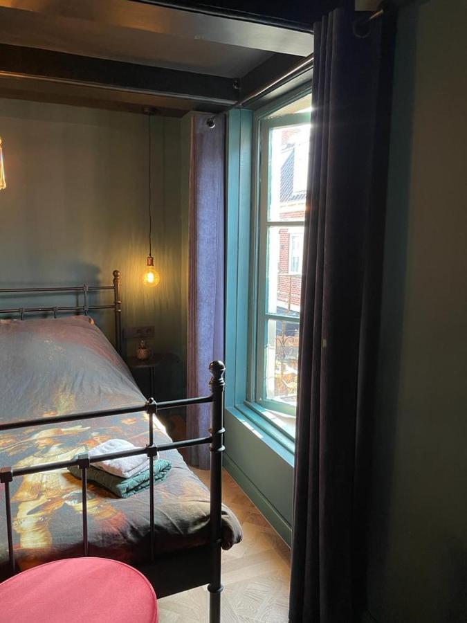 B&B Suupmarkt Докьом Екстериор снимка
