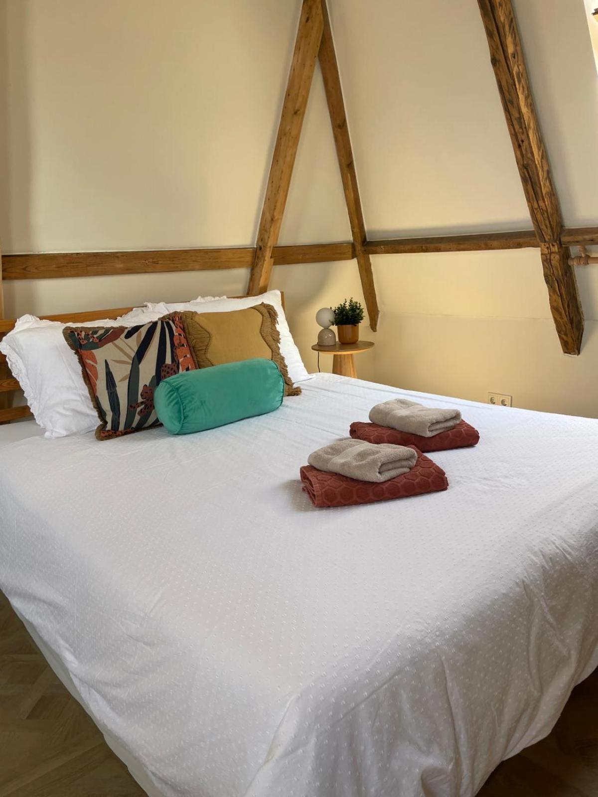 B&B Suupmarkt Докьом Екстериор снимка